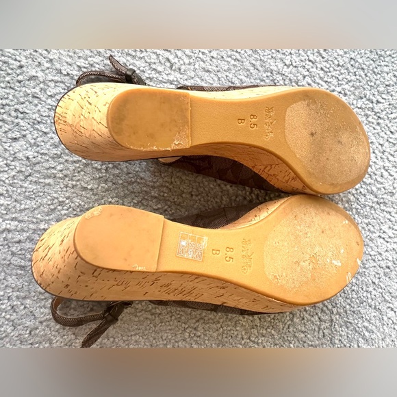 Coach Ferry Signature Wedge Sandal Size 8.5 - Picture 4 of 4